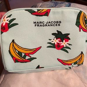Marc Jacob’s fragrance makeup bag never used